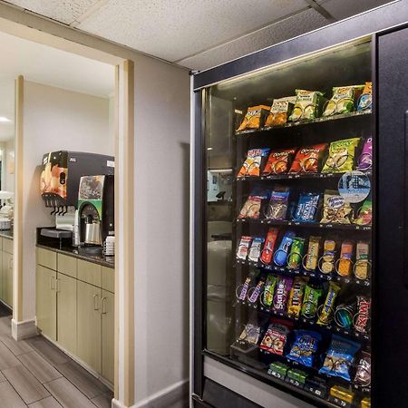 Quality Inn Northlake Tucker Bagian luar foto