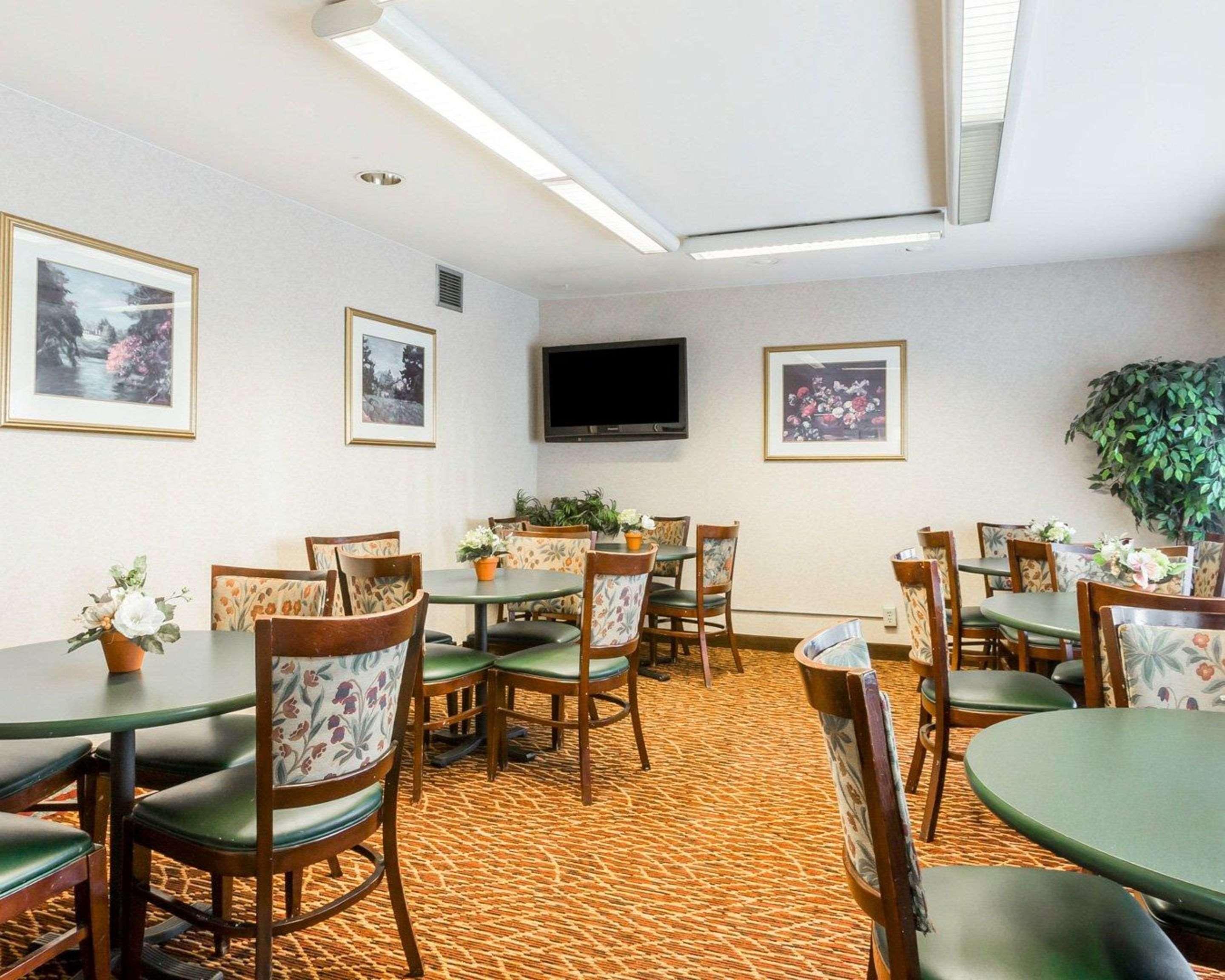 Quality Inn Northlake Tucker Bagian luar foto
