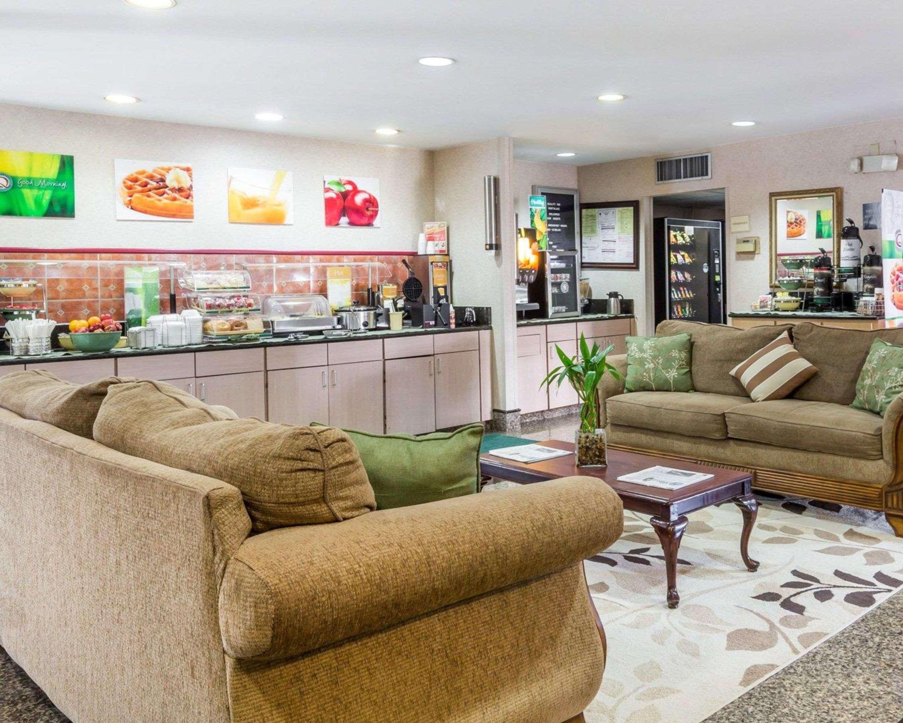 Quality Inn Northlake Tucker Bagian luar foto