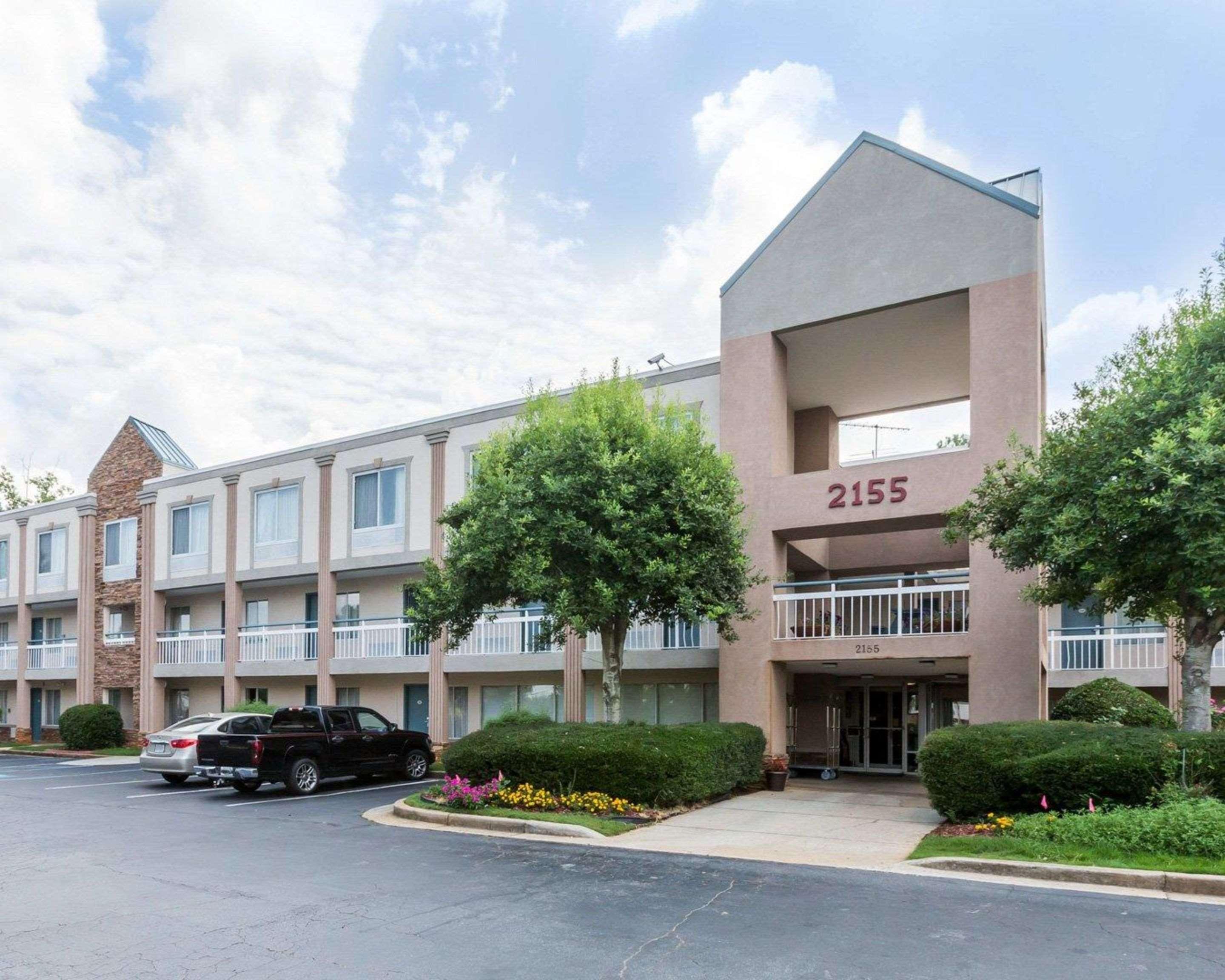 Quality Inn Northlake Tucker Bagian luar foto