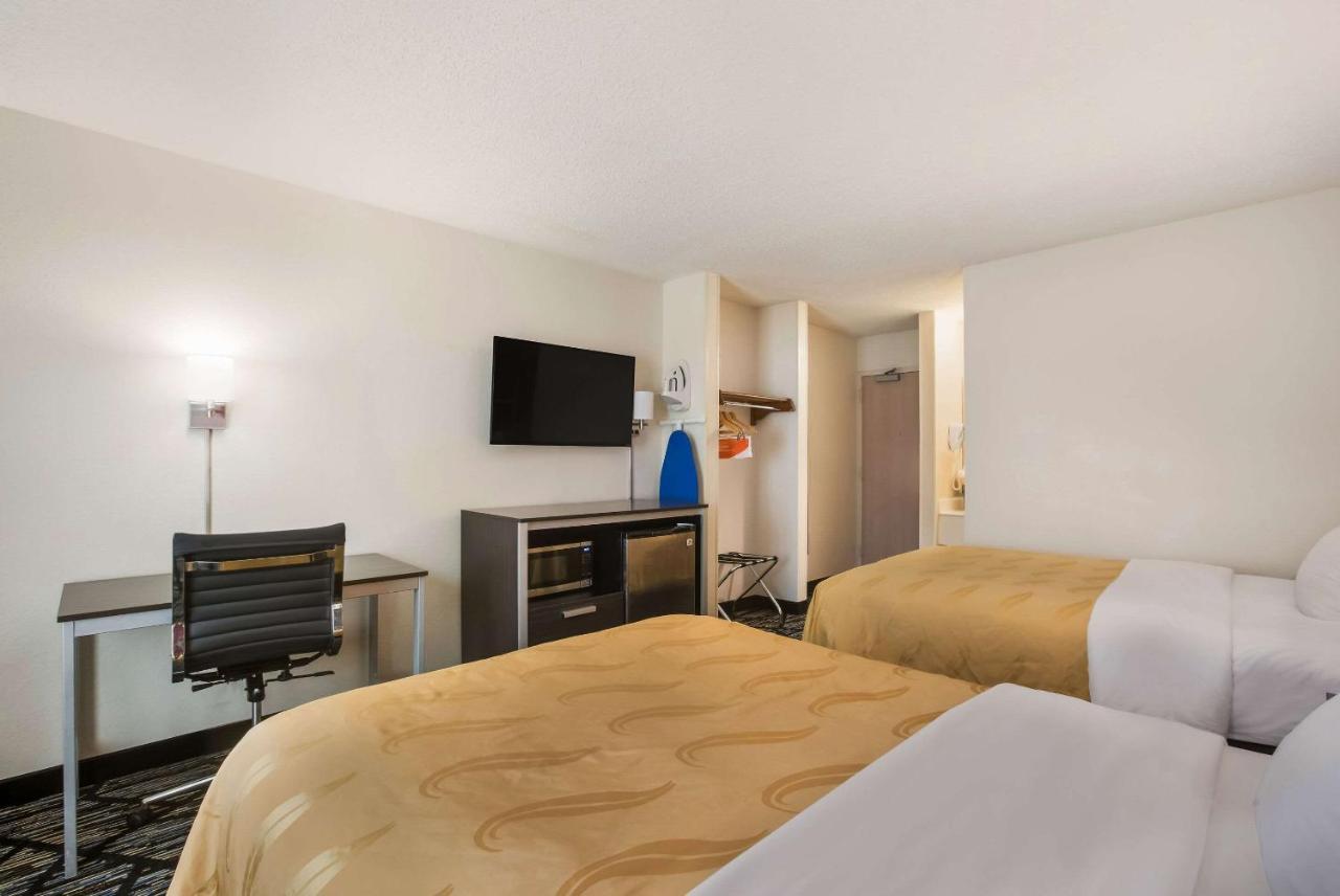 Quality Inn Northlake Tucker Bagian luar foto