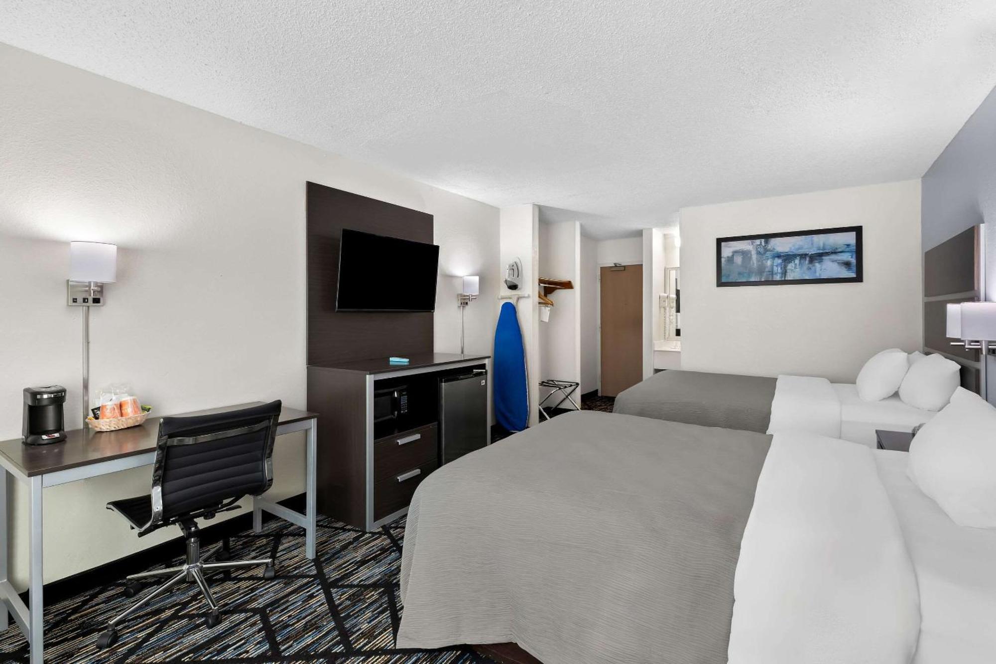 Quality Inn Northlake Tucker Bagian luar foto
